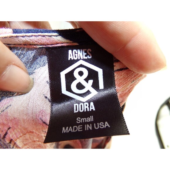 NWOT Agnes & Dora Sway top Feather Print Ruffle Tunic Small blue and pink - Picture 5 of 8